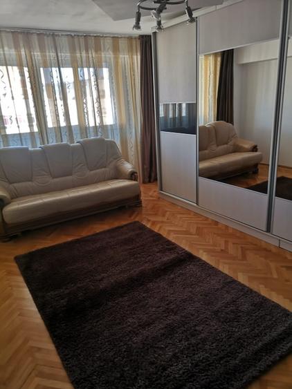 inchiriez apartament cu 2 camere str DOROBANTILOR - 10