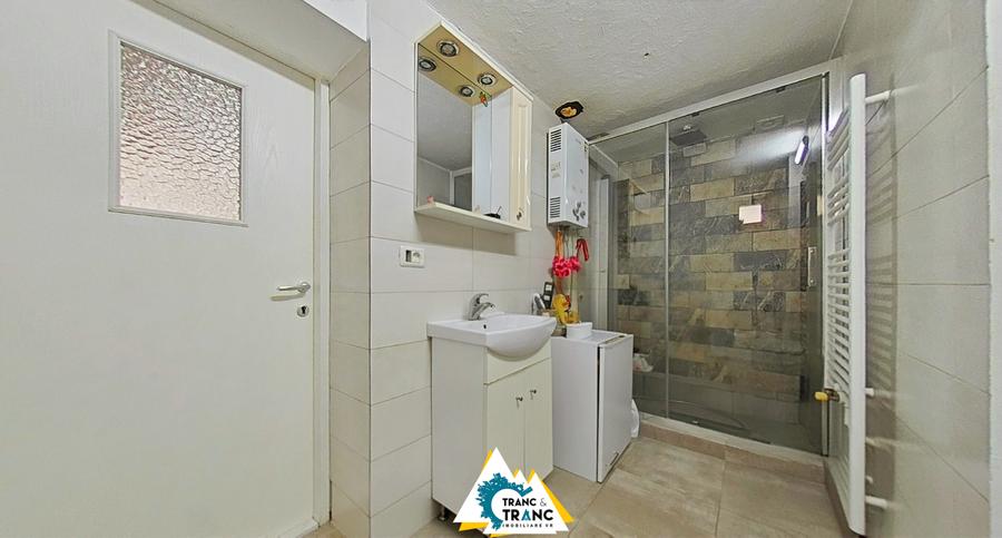 Casă spațioasă cu 4 camere de vânzare – Comuna Aluniș, județul Arad - 5