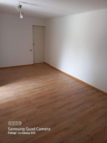 Particular renovez apartamente si case la interior - 5