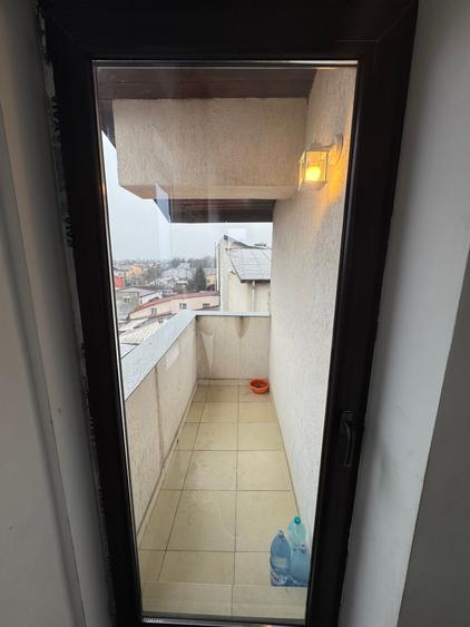 Apartament 3 camere / etaj 3 ( mansarda dreaptă).sector 1/ Laminorului - 16