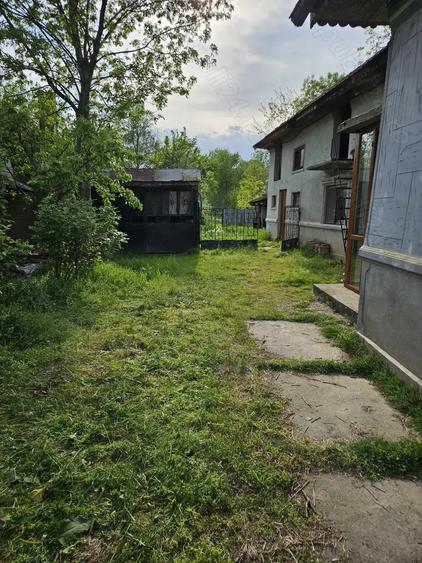 Casa locuibila 100 mp cu teren 1000 mp in Obobesti, DB - 2