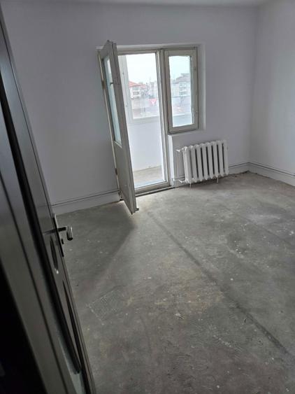 Apartament 3 camere - 2