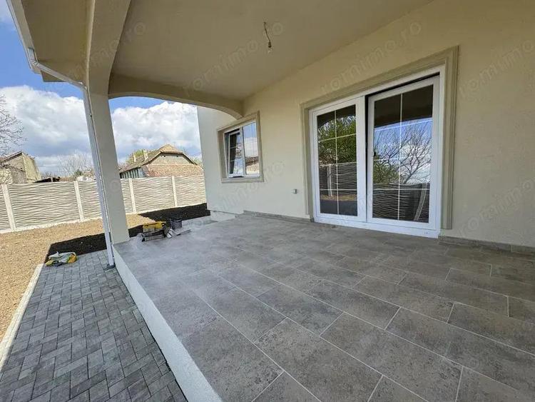 Duplex 4 camere in localitatea Sag - 8