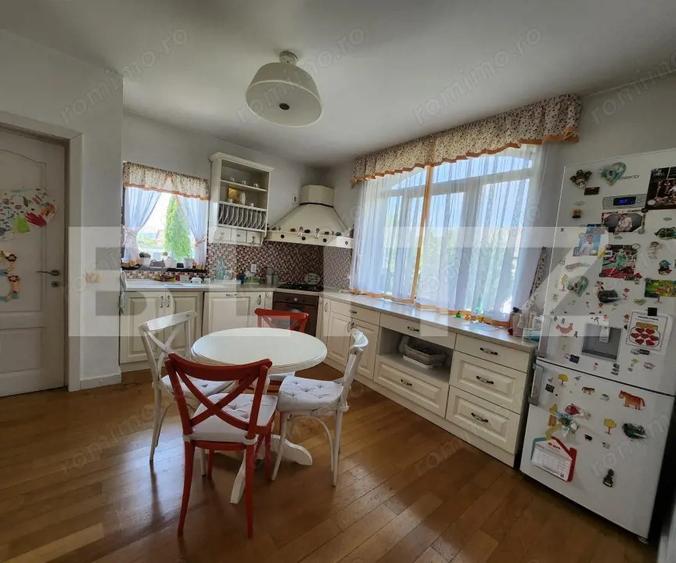 De inchiria Vila Exclusivista , 300mp utili si teren de 1300mp, Santana de Mure? - 10