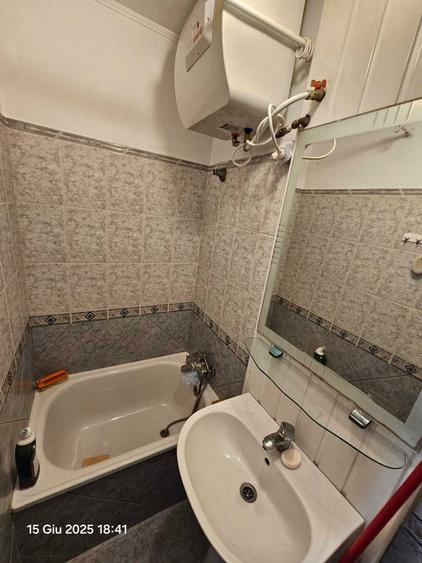 inchiriez garsoniera Str Fulger parter - 1