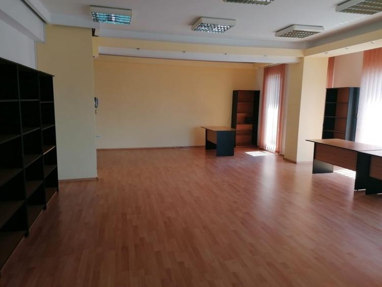 Bd. Mamaia, spatiu 70 mp., cladire de birouri - 8