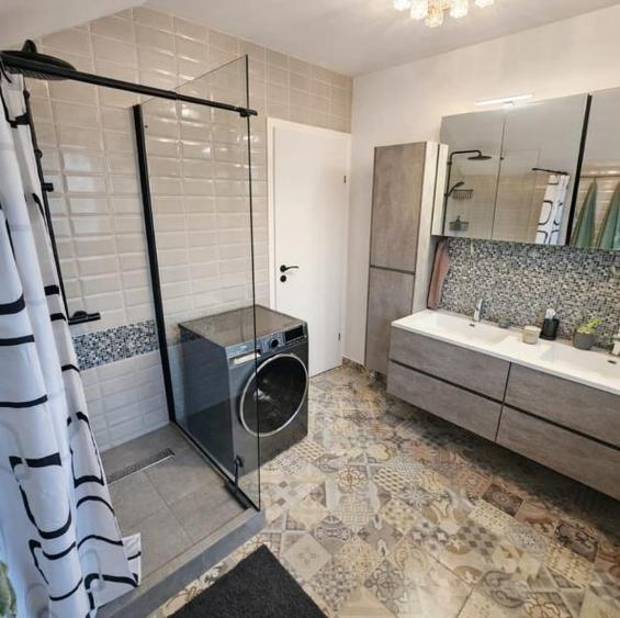 Vanzare casa moderna 4 camere,2 bai mobilata utilata la cheie Sacele - 14