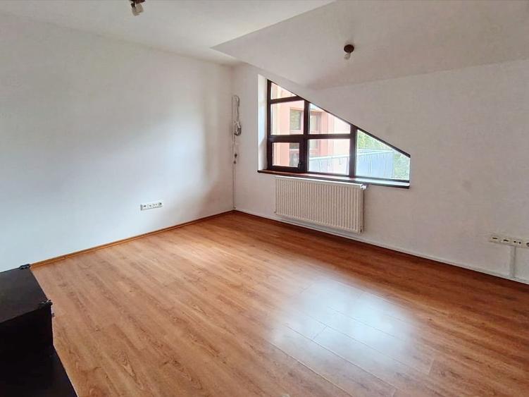 Vilă 240 mp – ideală firmă / educațional / clinică - 9