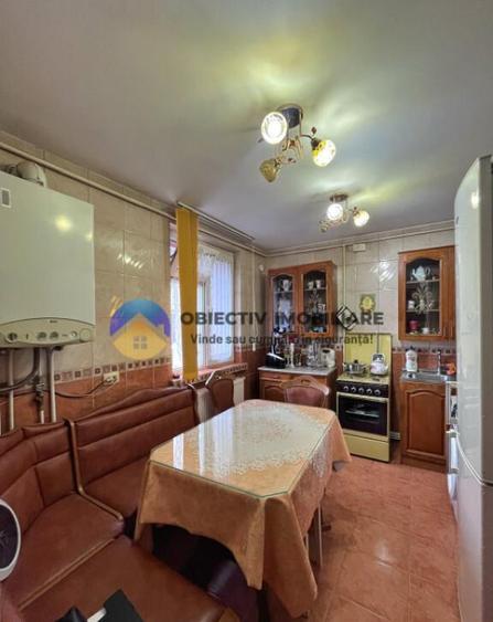 Apartament 3 camere-Zona Spitalul Judetean/Scoala nr.2 - 1
