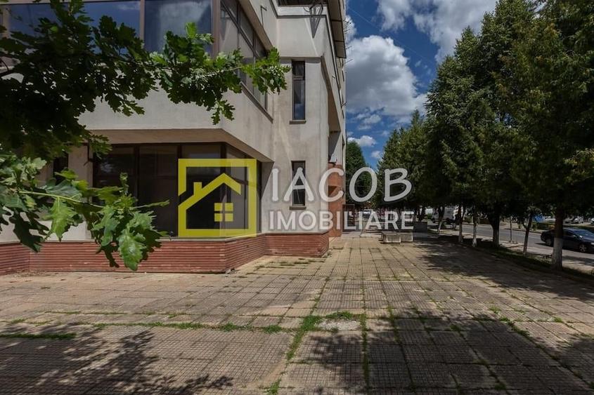 Spatiu comercial P+1, Buhusi, central, jud Bacau - 3