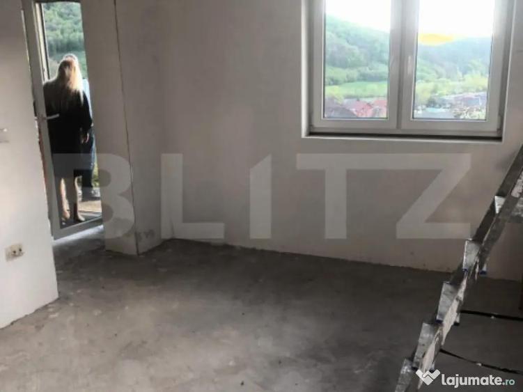 Casa de vanzare, semifinisata, 3 camere, 100 mp - Viile Deju - 4