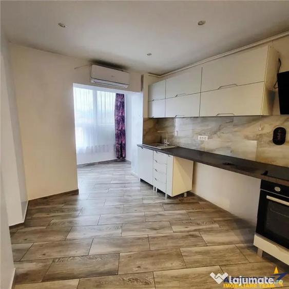 Apartament 3 camere,decomandat,renovat, suprafata generoasa, - 3