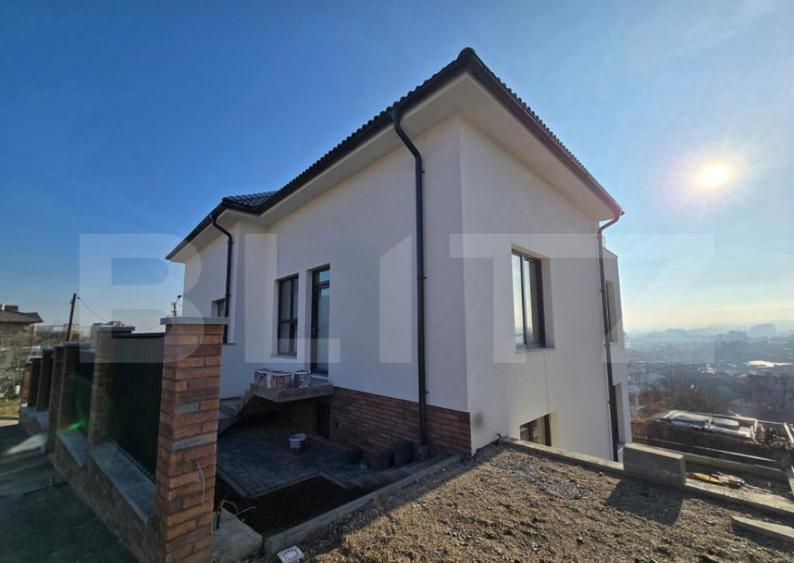 Duplex semifinisat, zona Dambul Rotund, priveliste spre ora - 13