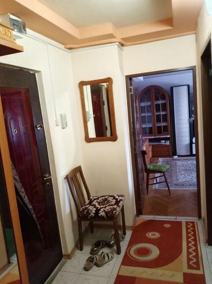 DE VANZARE apartament zona stadion 1 - 8