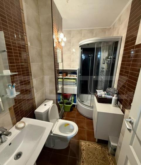 Apartament 3 camere, renovat, 2 minute de metrou - Drumul Ta - 8