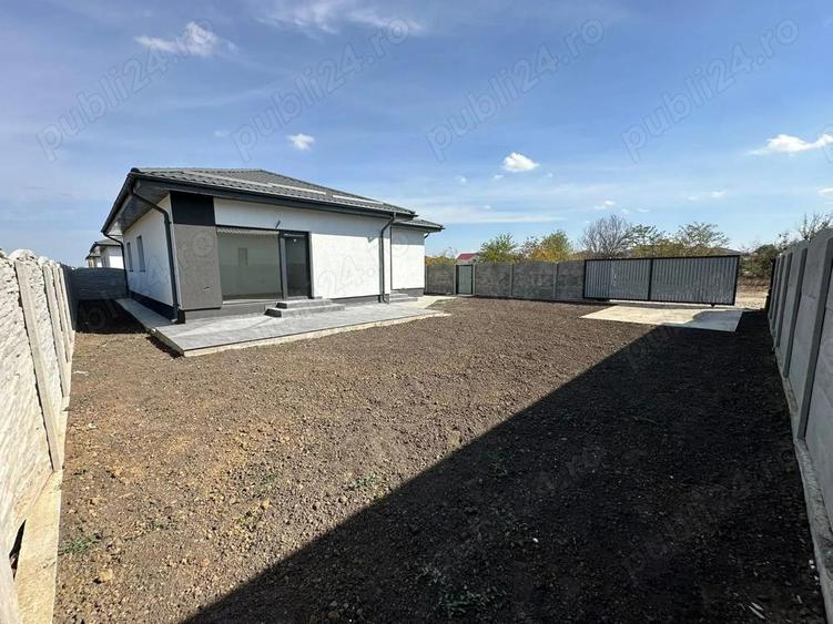 Casa pe parter cu 3 dormitoare si doua bai in Clinceni - 3