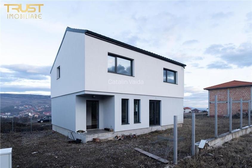 Casă cu 4 camere în Chinteni Casă cu 4 camere în Chinteni
