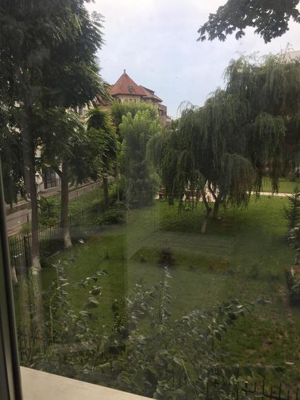Apartament cu două balcoane - 1
