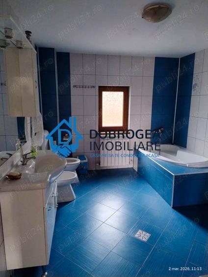 Casă individuală cu 4 camere cu Canalizare în Cataloi