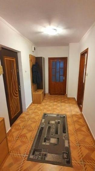 Apartament cu 2 camere de închiriat, zona KM 4-5 - 4