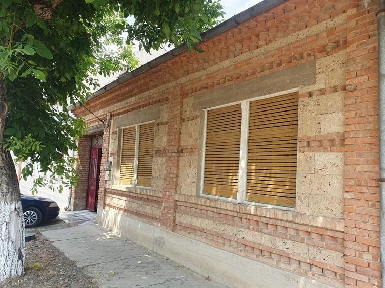Casa de vacanta //proprietar - 2