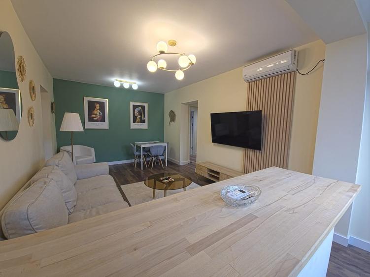 Apartament 3 camere, Tomis 2 – renovat, mobilat, utilat, 59 mp, etaj 3/4. - 36