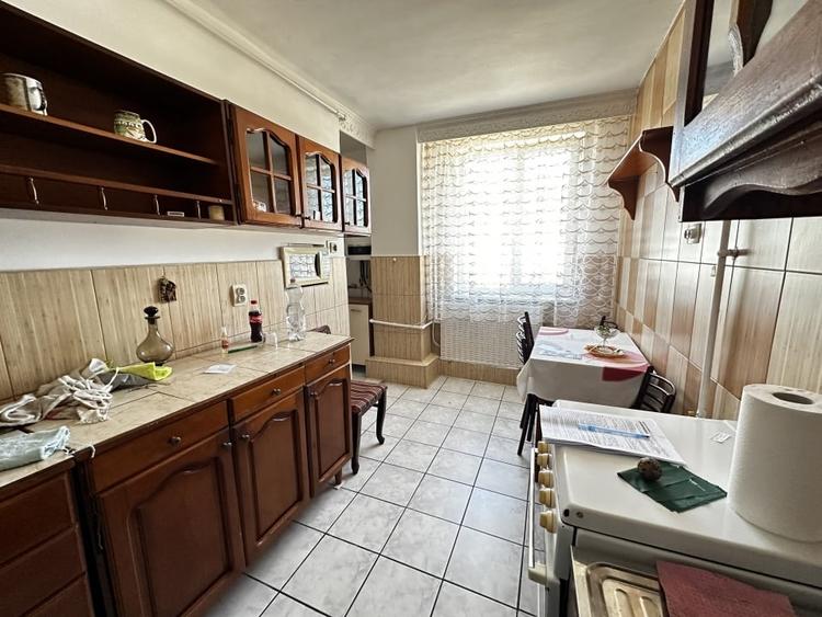 Apartament 3 camere | Decomandat | 62 mp. | Ampoi 3 | 2 Balcoane | Mobilat - 3