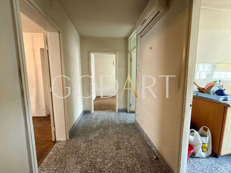 Apartament 4 camere | Ultracentral | Bloc 1961 - 11