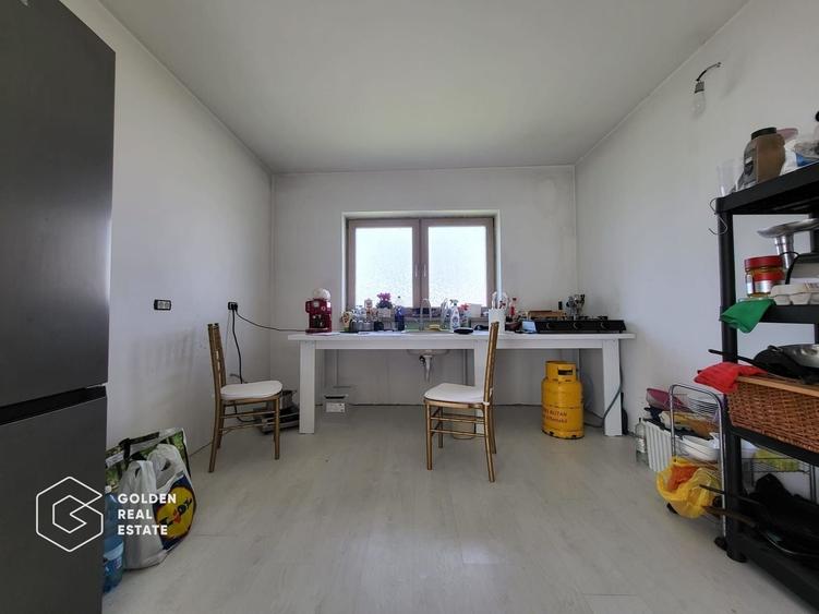 Casa P+M, Frumuseni - 5