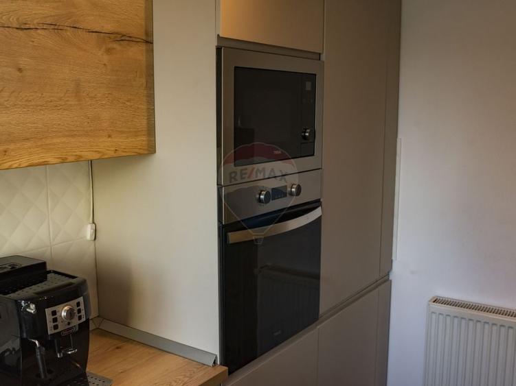 Apartament cu 3 camere de vanzare Topaz -Residence Bacau-ultracentral - 4