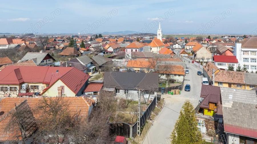 Casa individuala cu poten?ial in zona centrala Sacele - 1