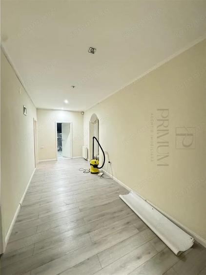 MEHALA - VILA SPATIOASA - 9 CAMERE - GARAJ - TEREN GENEROS - 12