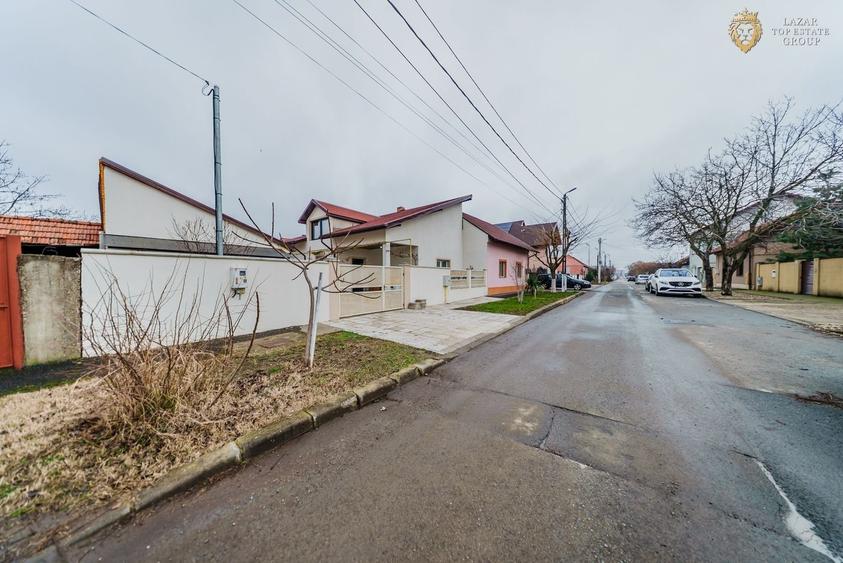 Casa 3 camere Bujac De Vanzare - 1