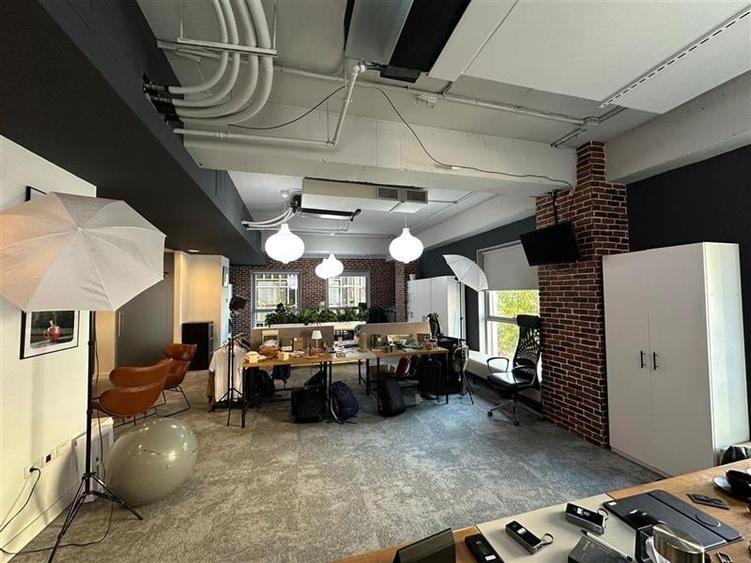 Birouri in cladirea Domus II Office Building - 11