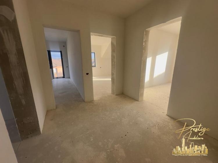 Casa noua cu 6 dormitoare si teren de 600 mp de vanzare in Santandrei - 18