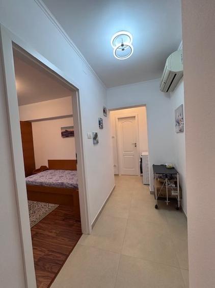 3 Camere decomandate-Metrou Raul Doamnei - 12