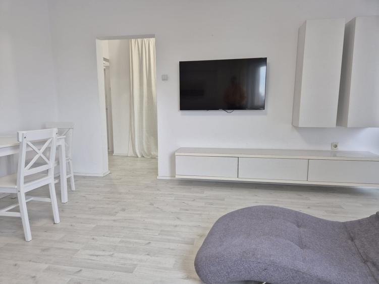 Inchiriez apartament, 2 camere, zona  ICIL/Policlinica II - 1