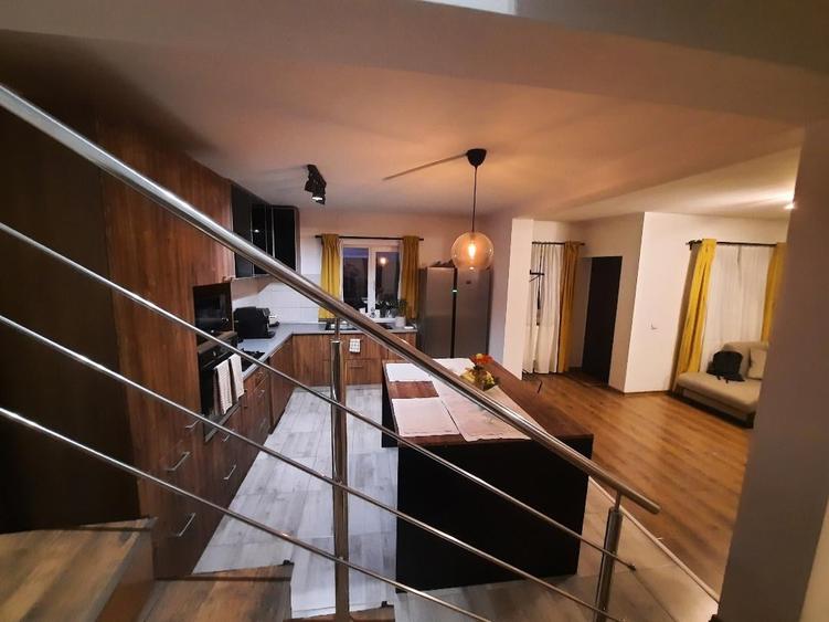 FARA COMISIOANE casa cu 4 camere P+1+pod mobilata utilata elegant merita vazuta - 12