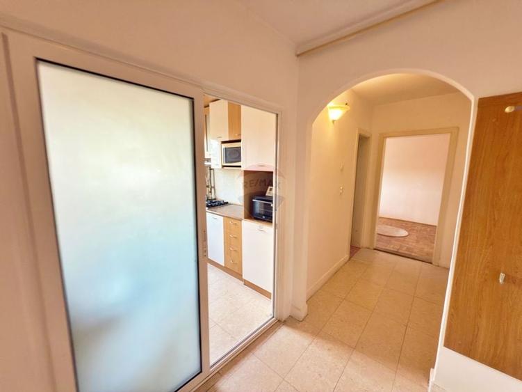 Apartament cu 2 camere de închiriat, str. Tudor Vladimirescu, Arad - 10