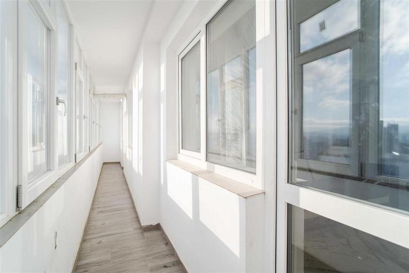 Apartament cu 3 camere in zona centrala - 13