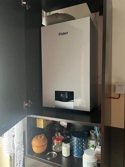 Casa P+M cu 4 camere+living+loc de luat masa in Santion - 13