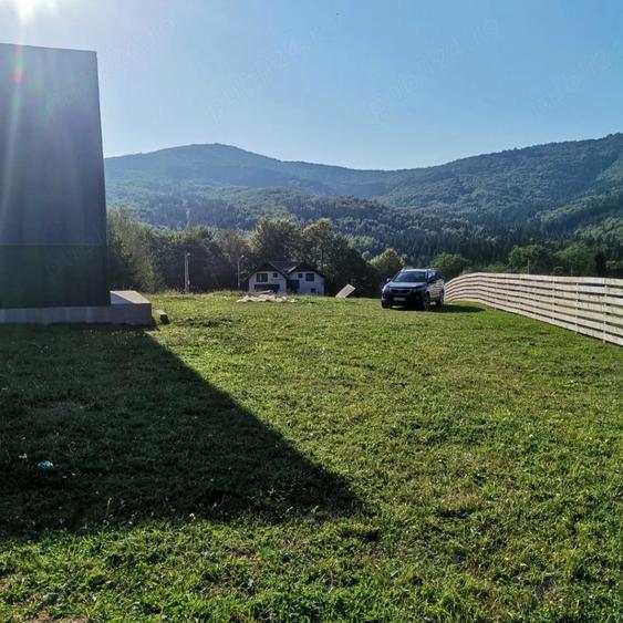 Cabana A Frame de Vanzare - Casa de Vacanta la Munte - 4