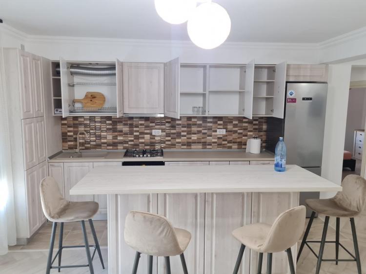 Mamaia Central-apartament 3 camere termen lung parcare - 12