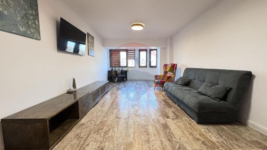 Apartament 3 camere de vanzare Tiglina1 Bloc NOU 2002 - 2