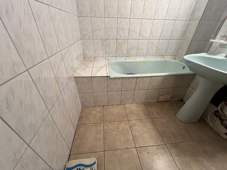 Apartament ultracentral 3 camere Maior Sontu Pitesti - 11