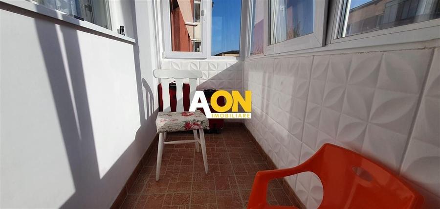 Apartament 3 camere, etaj intermediar, Cetate - 7