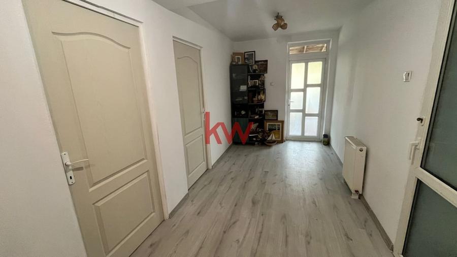 Apartament in vila, pe 2 nivele, cu teren, in Bucium! - 19