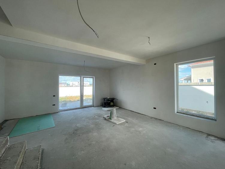 Duplex cu 4 camere -100mp - Mosnita Noua - 1