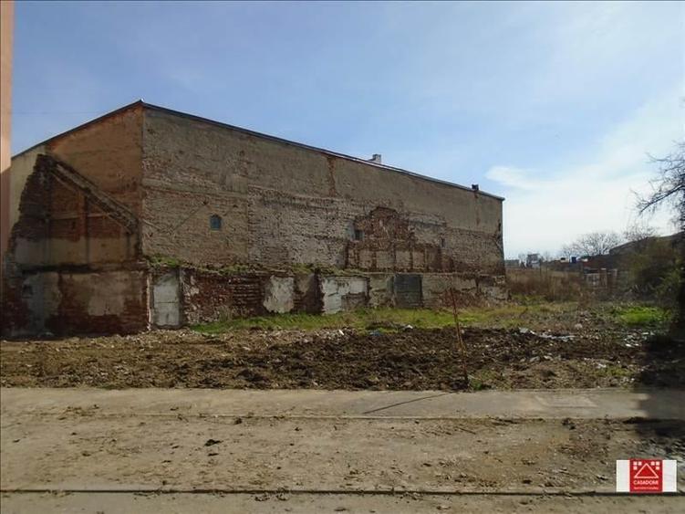 Teren intravilan, rezidential/comercial/servicii, zona Bou Rosu - 1