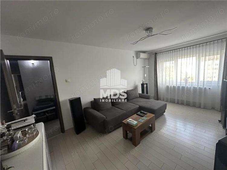 Mobilat si utilat modern ling #259; biserica Martirilor - 3